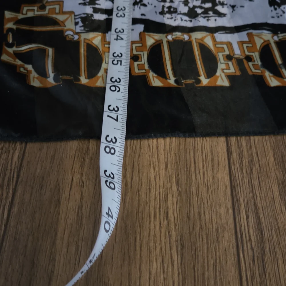 La Dolce Vita Style – Roma Italy Landmark Scarf w/ Colosseum & Vatican